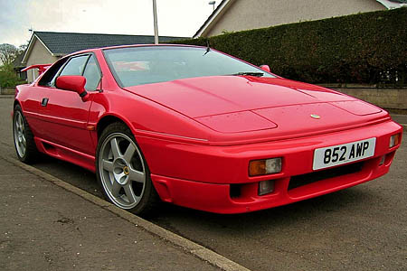 Lotus Esprit Turbo - Hire Class Cars Dundee - Weddings, special occasions